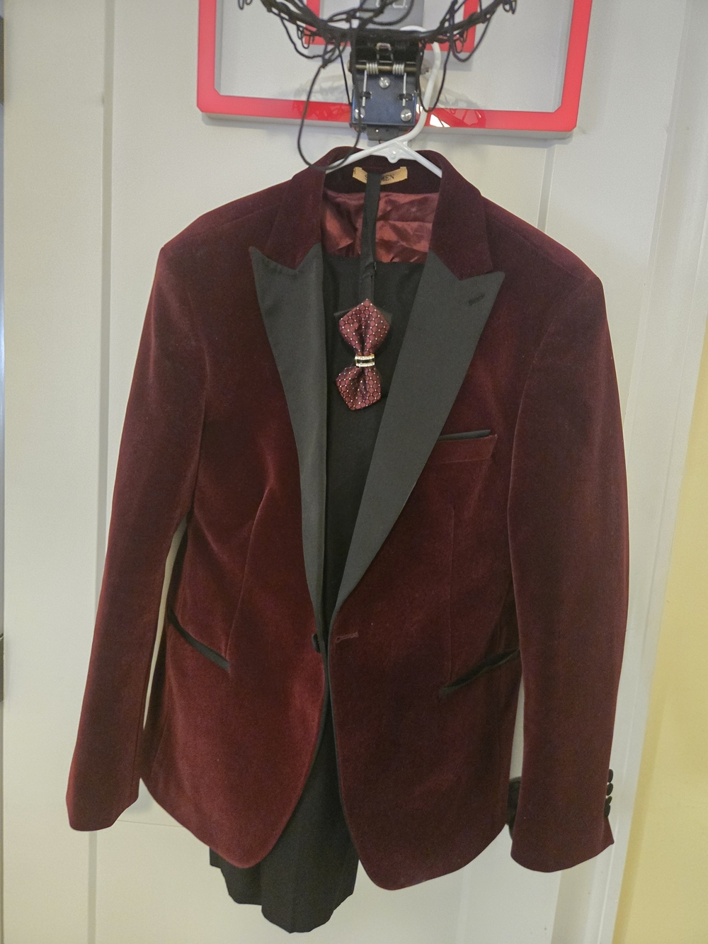 Classic Burgundy Velvet Dinner Blazer with Black Satin Lapel
